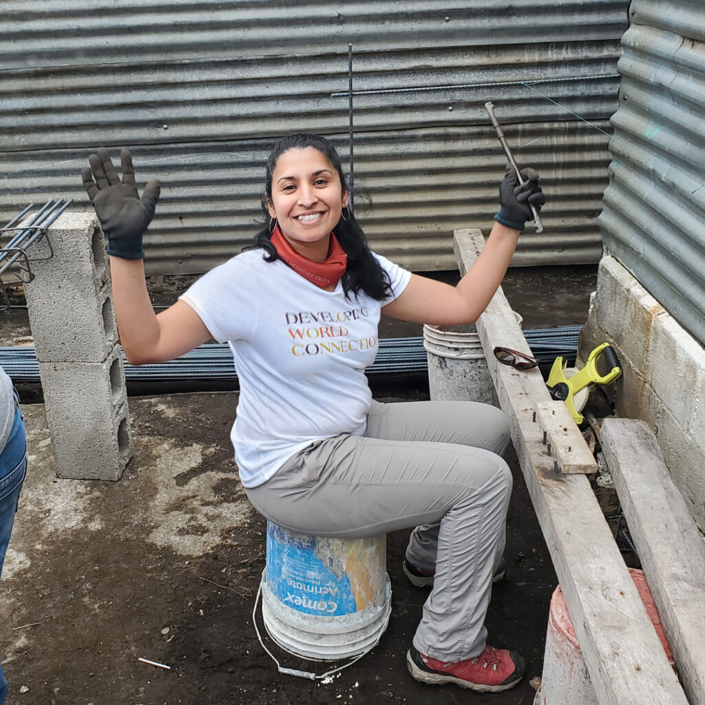 Volunteer at construction site San Miguel Dueñas