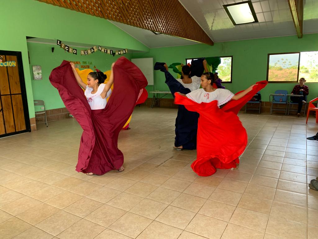 Dancers in Costa Rica