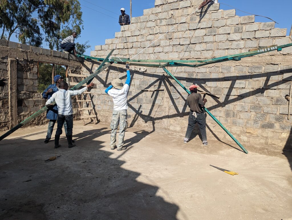 DWC volunteers placing rafters Kenya