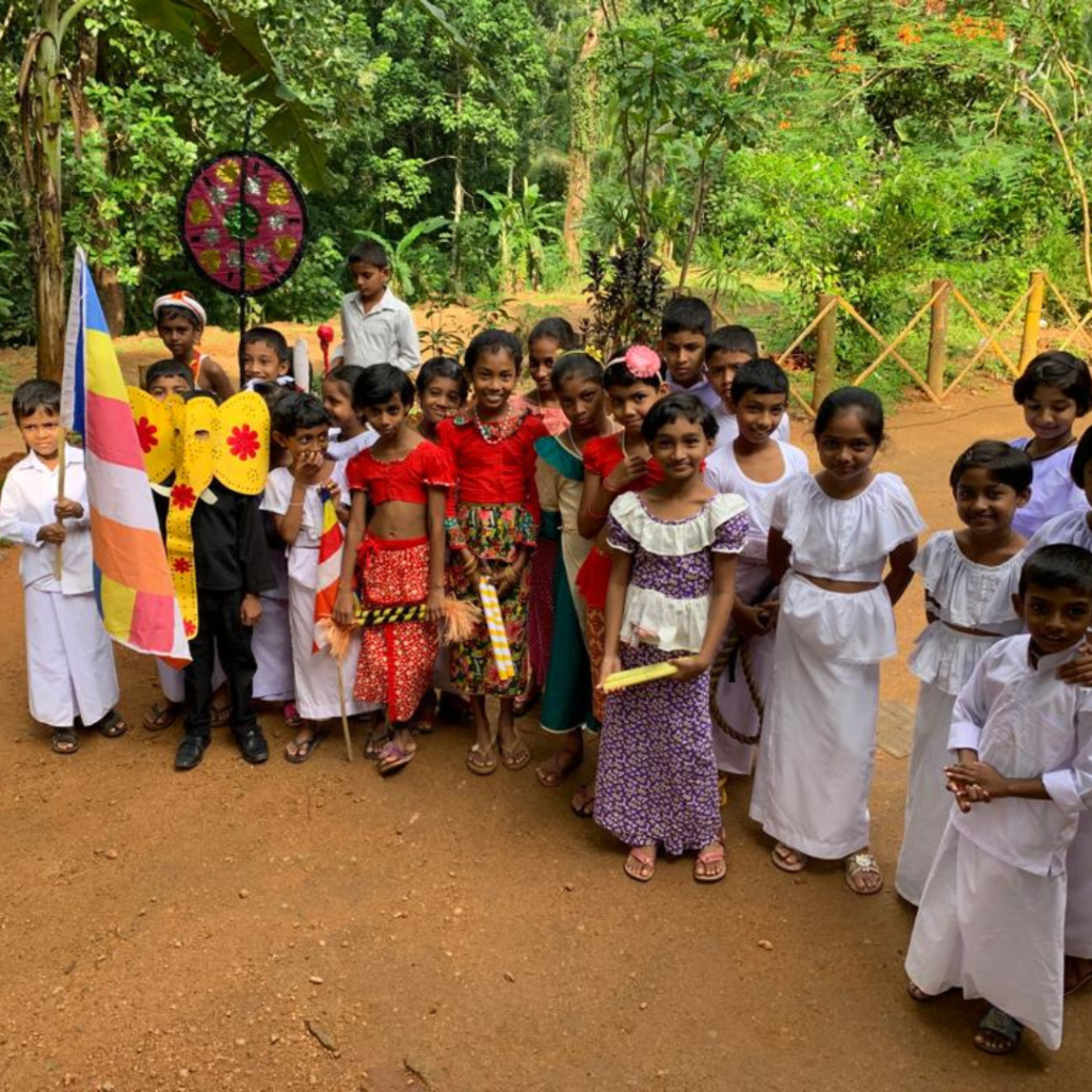 Sri Lanka schoolchildren outside