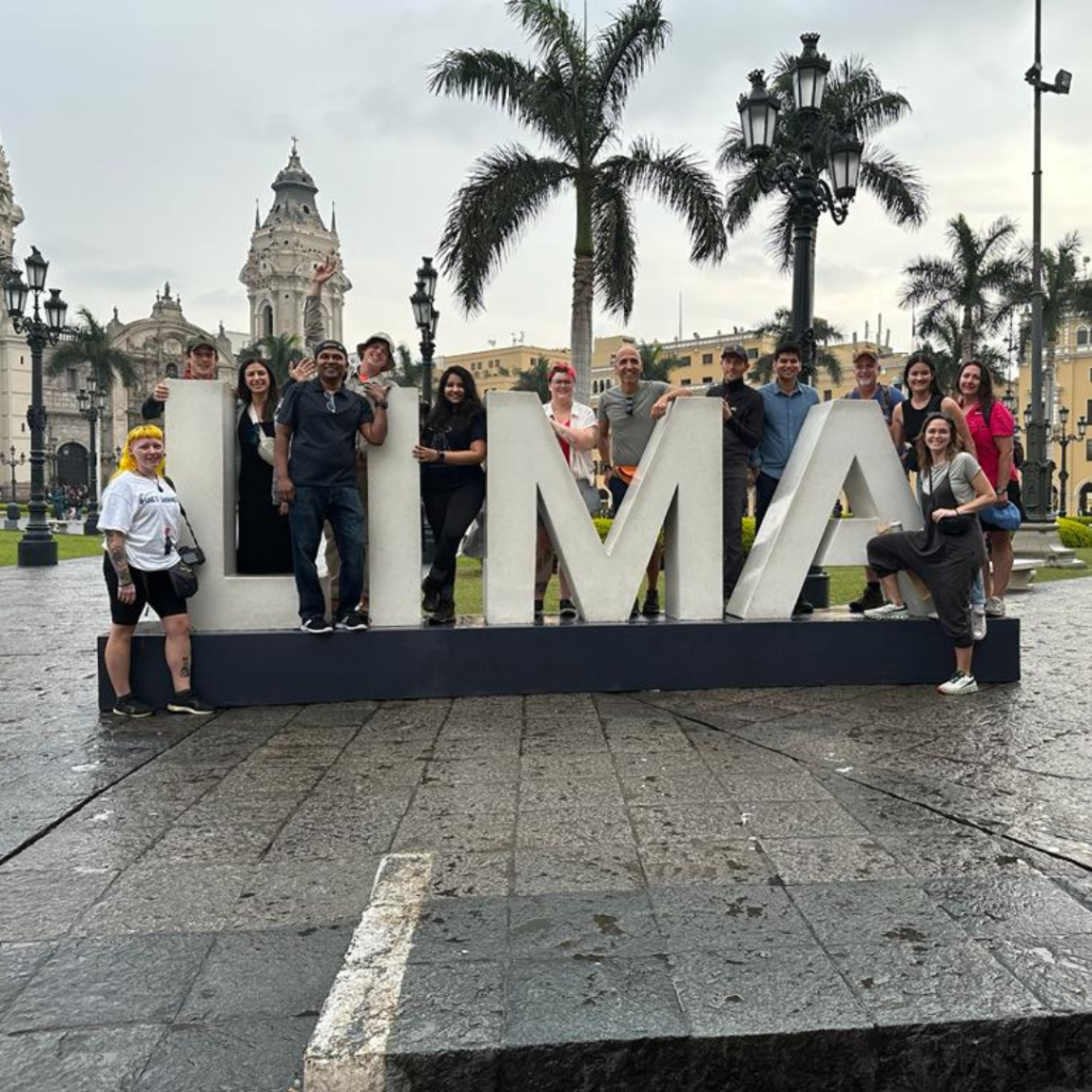 Salesforce volunteers sightseeing Lima