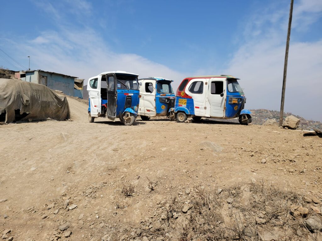 Tuk-tuks at Villa María del Triumfo Peru